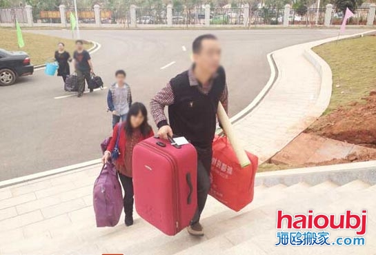 昆明學生搬家服務(wù)部助您輕松搬離學校.jpg